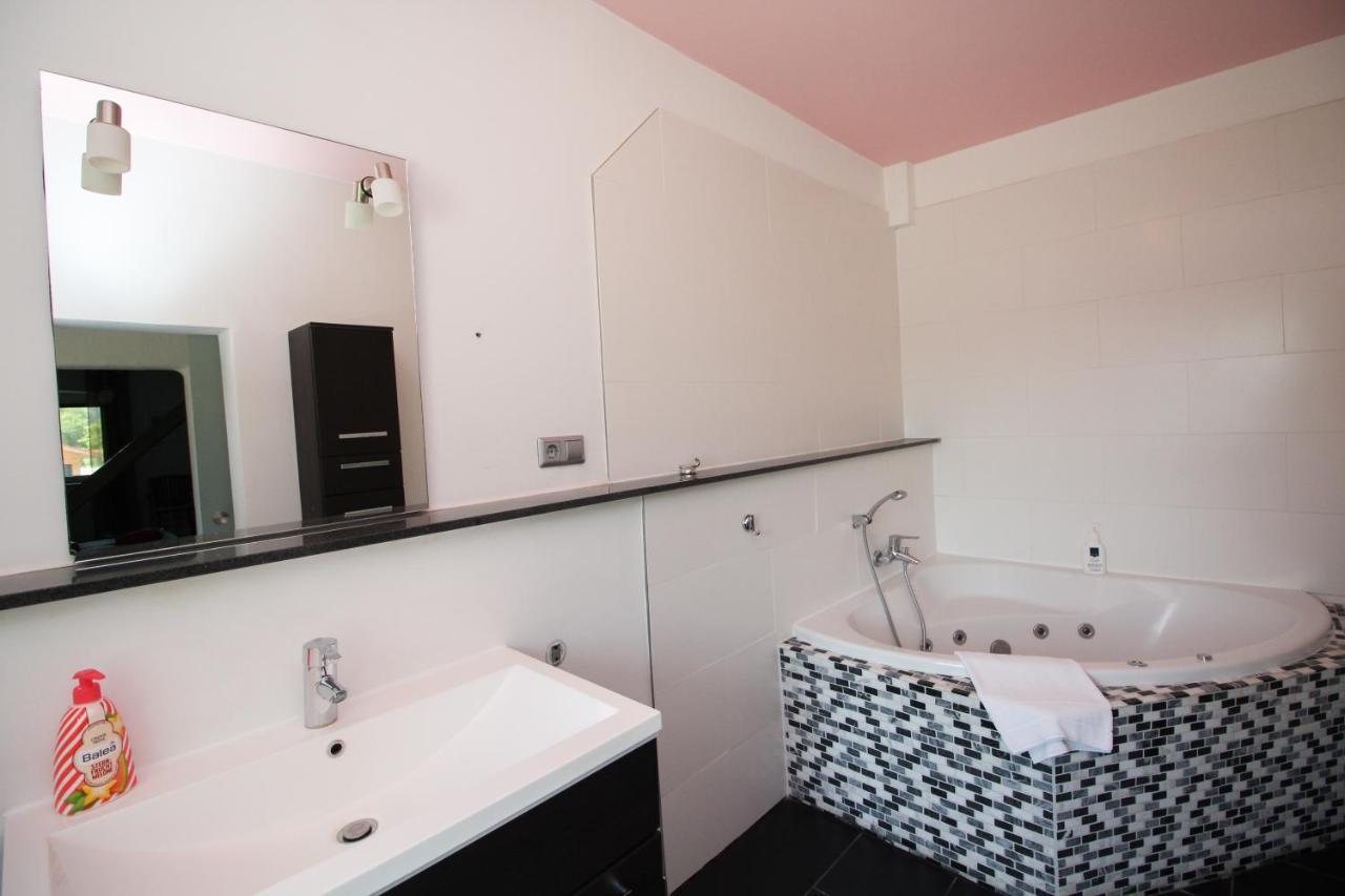 Gasthof Jägerwirt Hohenschäftlarn Zimmer foto